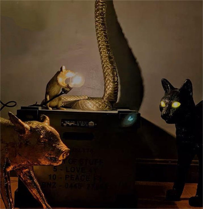 Creative Nordic Resin Mouse Table Lamp Desk LED Night Lights Small Mini Rat Desk Lamps
